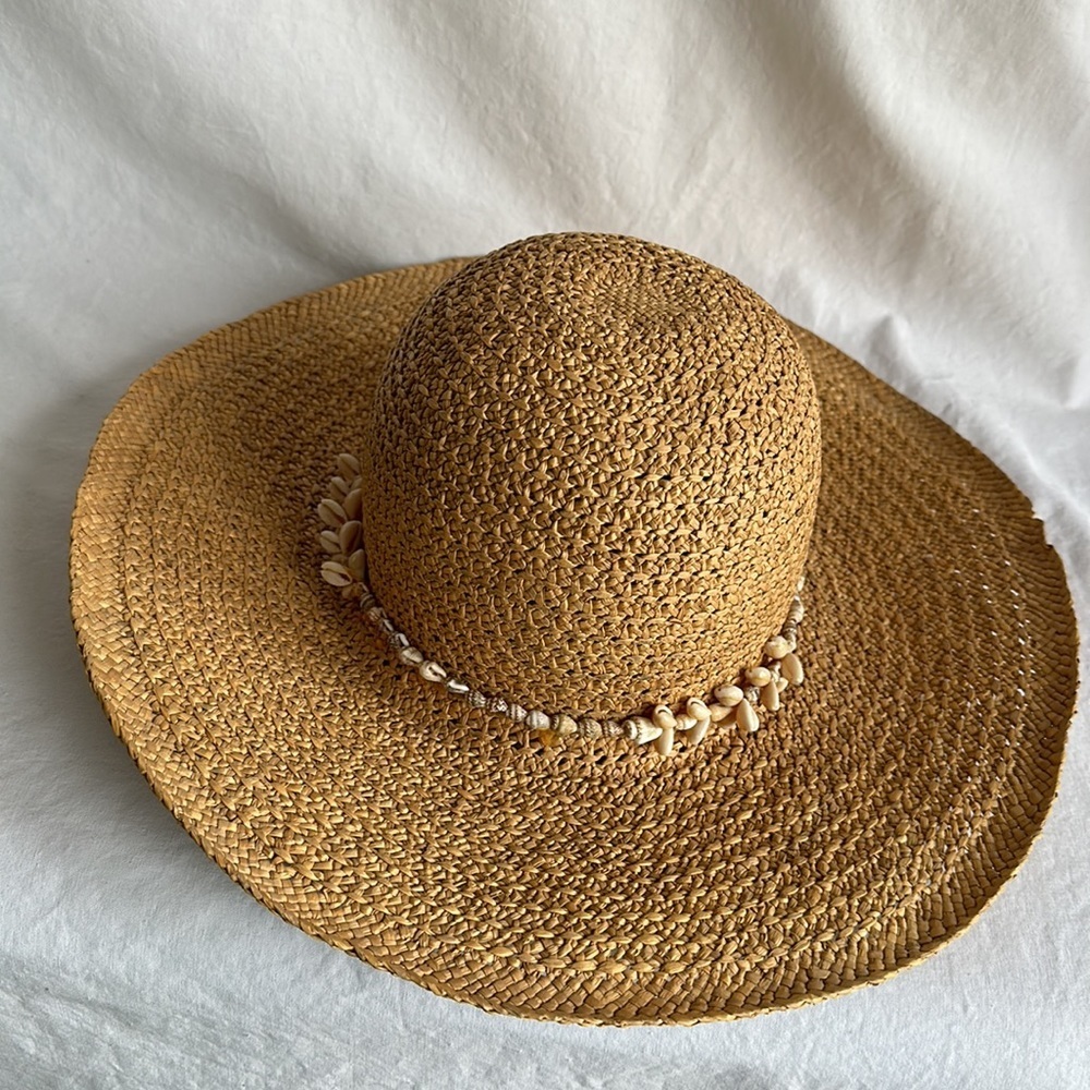 Straw Hat With Seashells - image 2